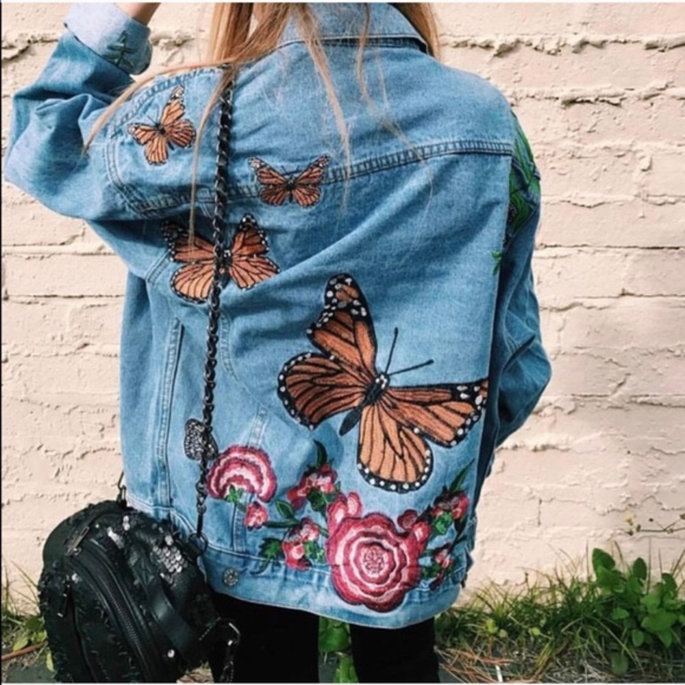 LF / CARMAR BUTTERFLY FLORAL DENIM JACKET